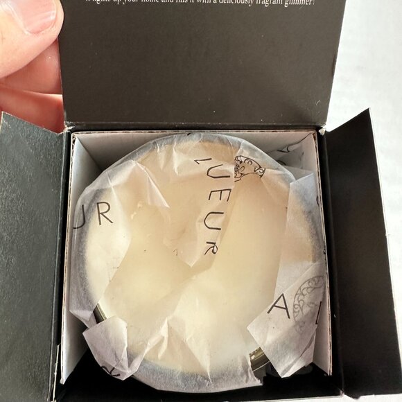 La Lueur candle, White Cactus, 8 oz, coconut wax blend, NEW in box - Picture 5 of 8